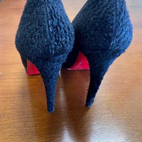 Christian Louboutin Maggie pony hair pump Size 38 Made in Italy Black on Black - Picture 7 of 16